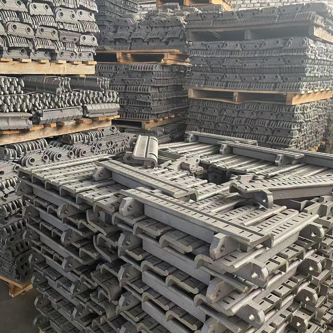 Biomass chain automatic slag particle grate plate 300-800mm cast iron stainless steel heat-resistant alloy steel ball ductile iron high-temperature resistant chain grate