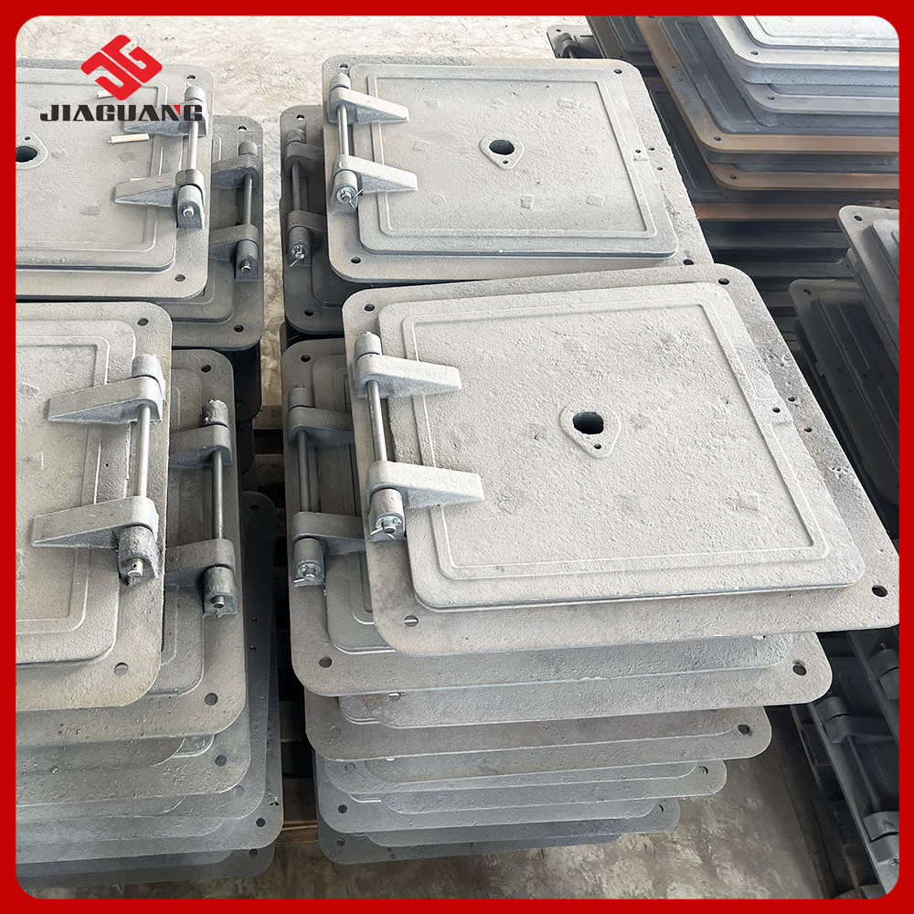 Cast iron heat-resistant fire-resistant layer boiler accessories furnace door